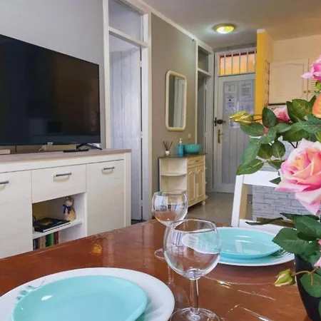 Torres De Yomely - Y2f بلايا ذي لاس أميريكاس